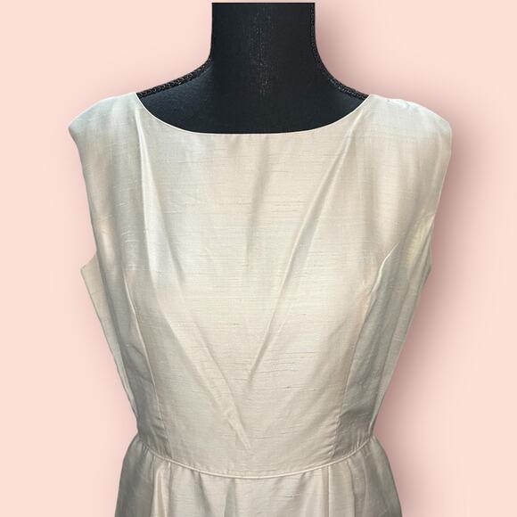 Vintage Cream Off White Boat neck sleeveless Sheath Dress size medium - Picture 3 of 12